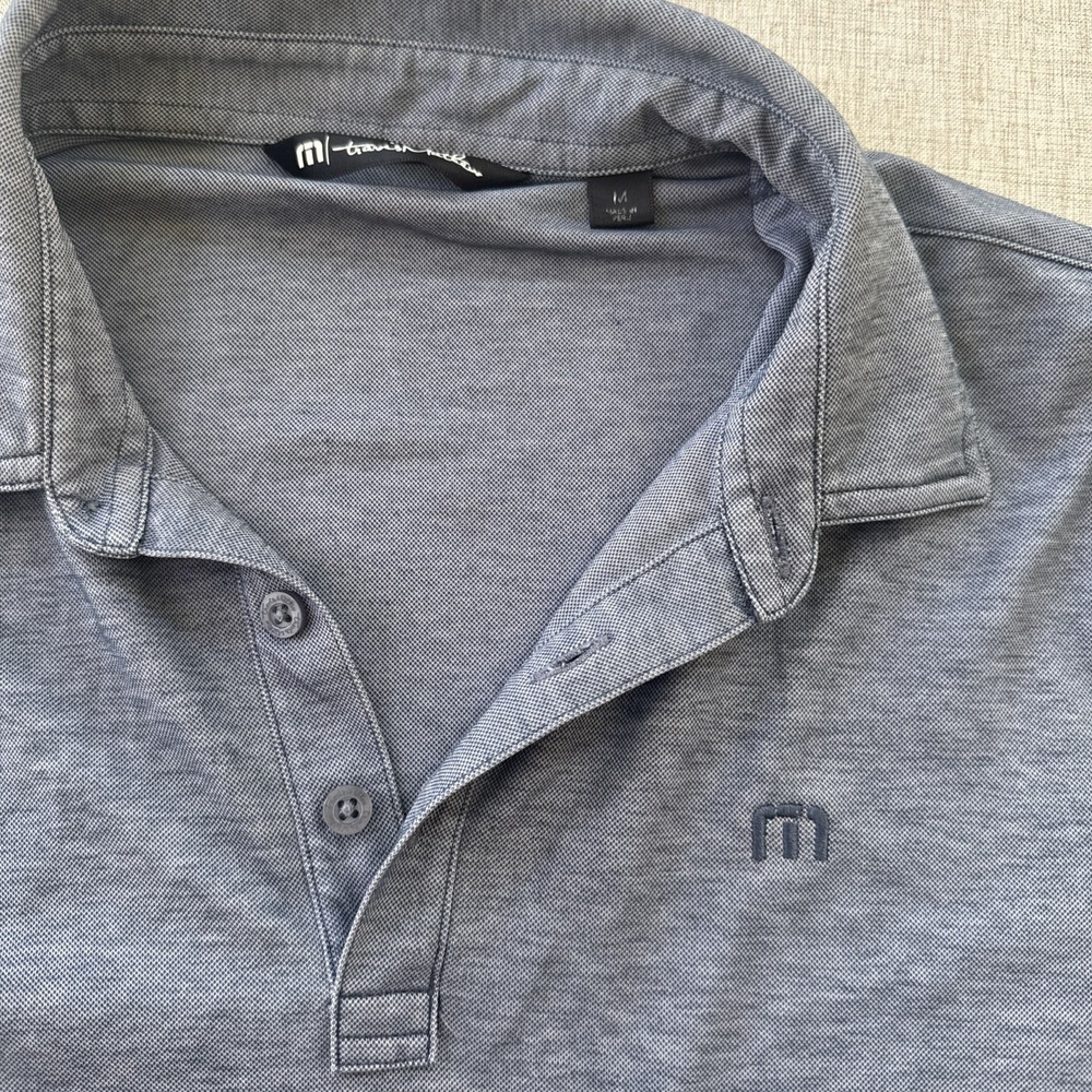 Travis Mathew Polo Shirt Mens Medium Blue Pima Cotton Blend Golf‎ Short Sleeve - Picture 2 of 8